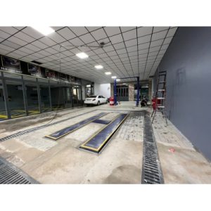 Tay quay gắn trần trạm rửa xe tiết kiệm thời gian chống rối dây