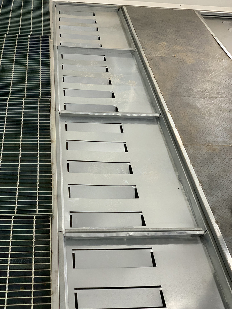 lực hút phòng sơn được phân bố đều nhờ hệ thống cân bằng lực tấm cân bằng lực hút dùng cho phòng sơn